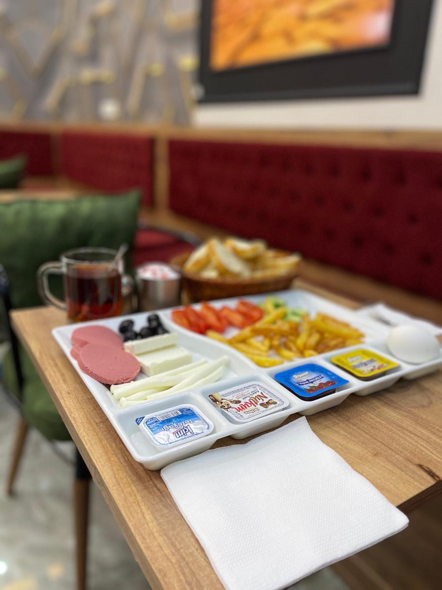 Eymen Palace Hotel Istanbul Ngoại thất bức ảnh