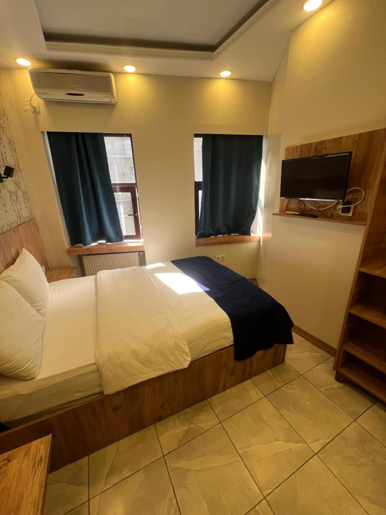 Eymen Palace Hotel Istanbul Ngoại thất bức ảnh